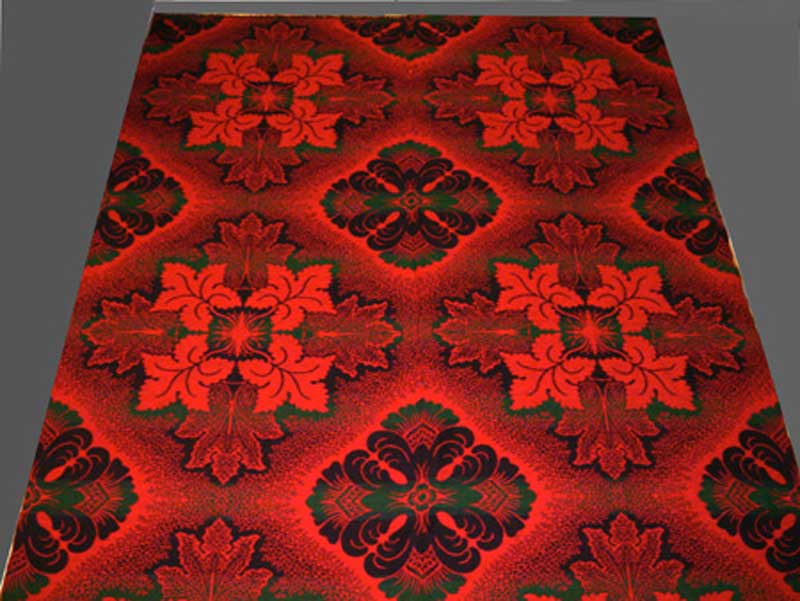 We're very proud of our new jacquard loom that enables us
to weave worsted damask, silk and Figured Ingrain Carpet.